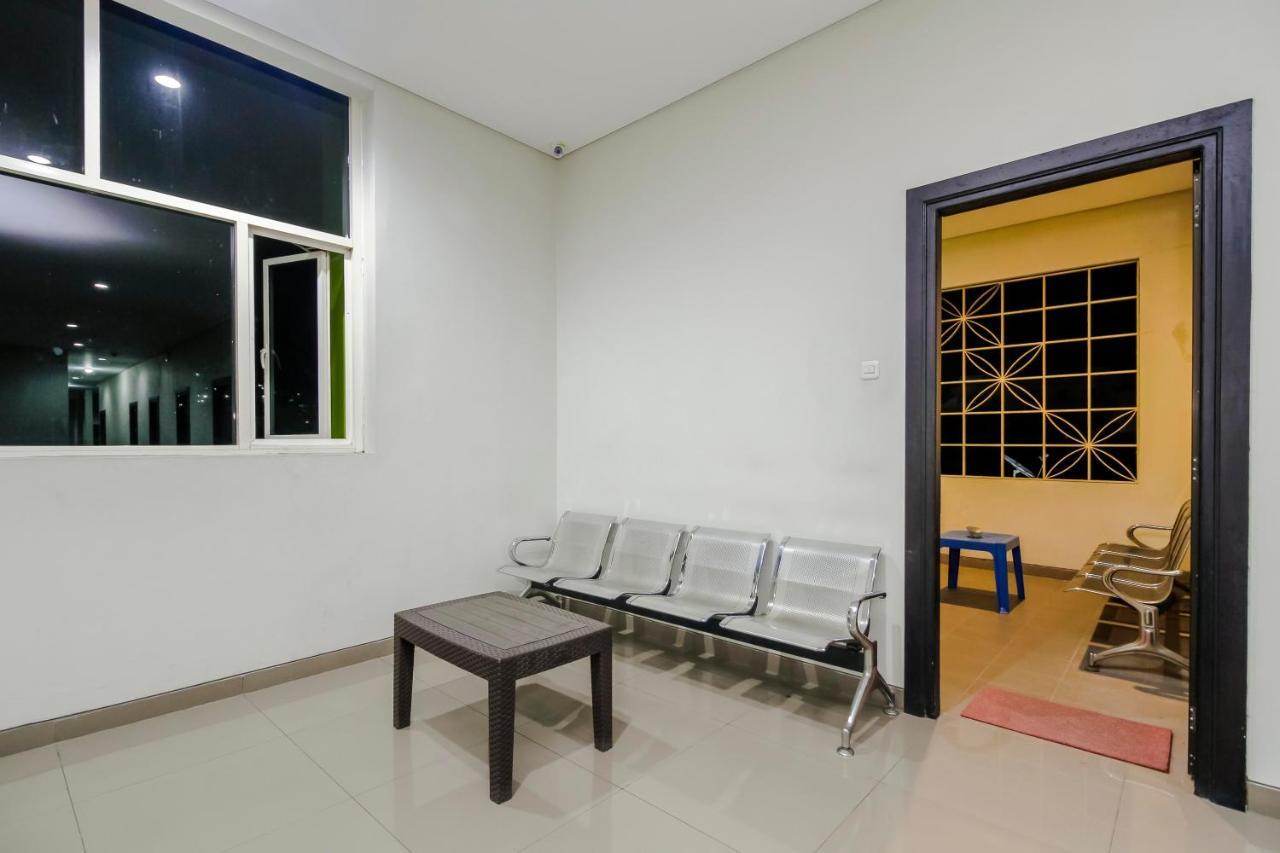 Reddoorz Near Samarinda Central Plaza Eksteriør billede